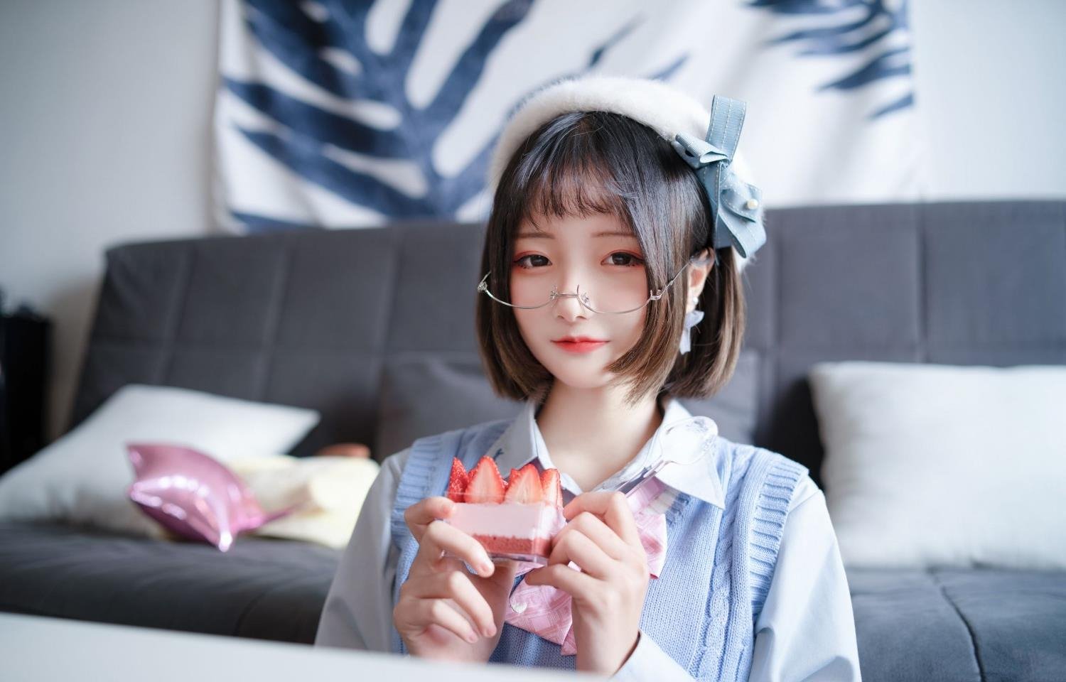 韩国美女主播朴妮麦